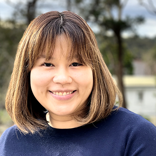 Postrait of the migration agent